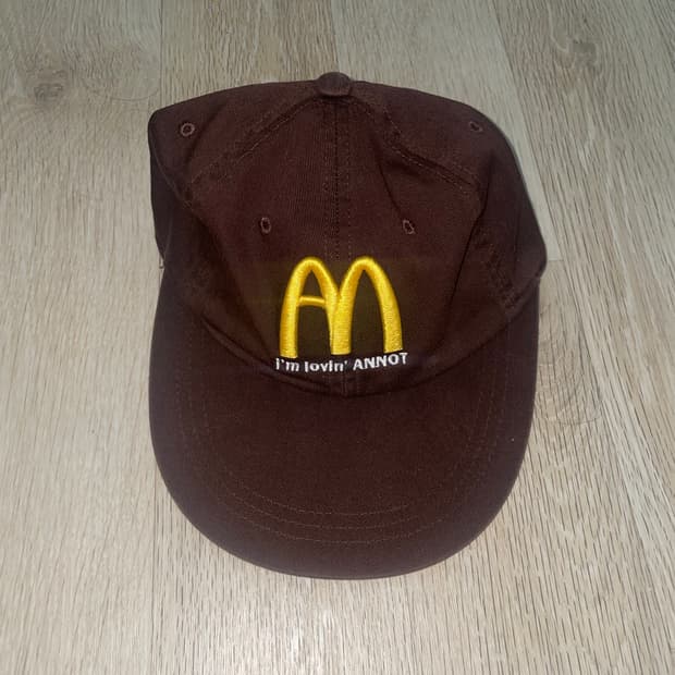아노트 맥도날드 모자