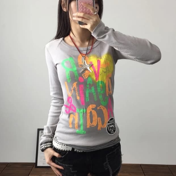 PRIVE JOKE Graphic Long Sleeve Tee
