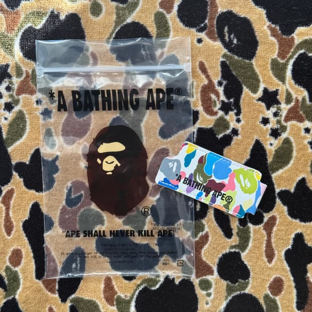 베이프 멀티 카모 라이터 케이스