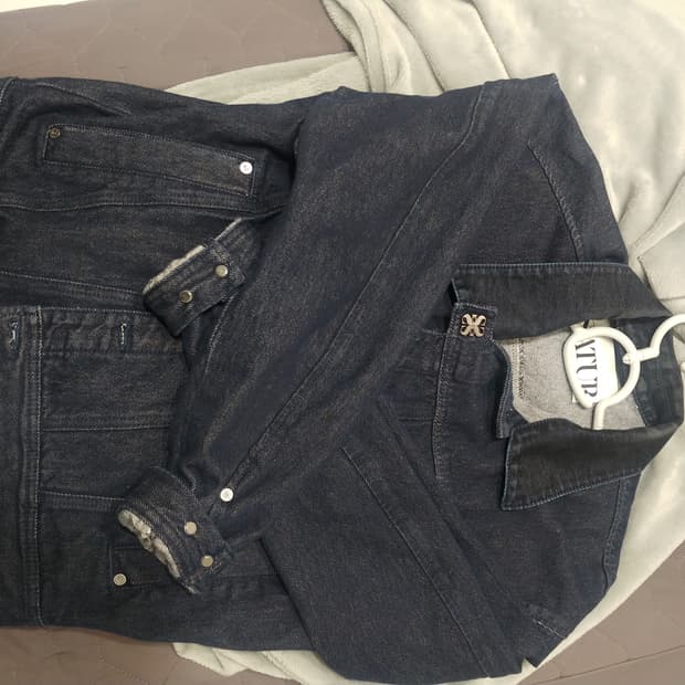 세러데이투유 청자켓