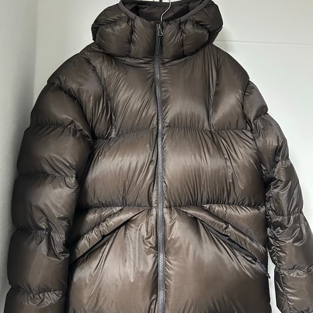 블랙야크 스톤마스터 패딩 L사이즈 브라운색상 판매나 교환