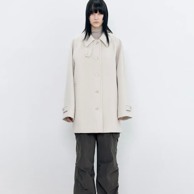 인사일런스 우먼 소프트 하프 발마칸 코트