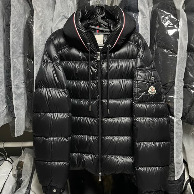 [2사이즈] 23FW 몽클레어 파빈 쇼트 다운 패딩 자켓