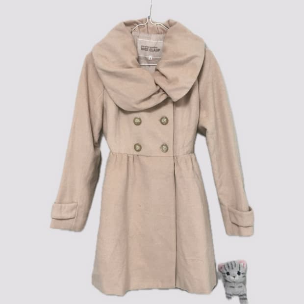 히메갸루 라떼갸루 벌룬 플레어 코트