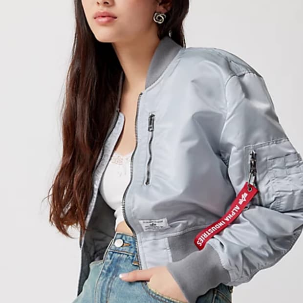 새상품) 알파인더스트리 L-2B 크롭드 젠 II 라이트 그레이 S/P