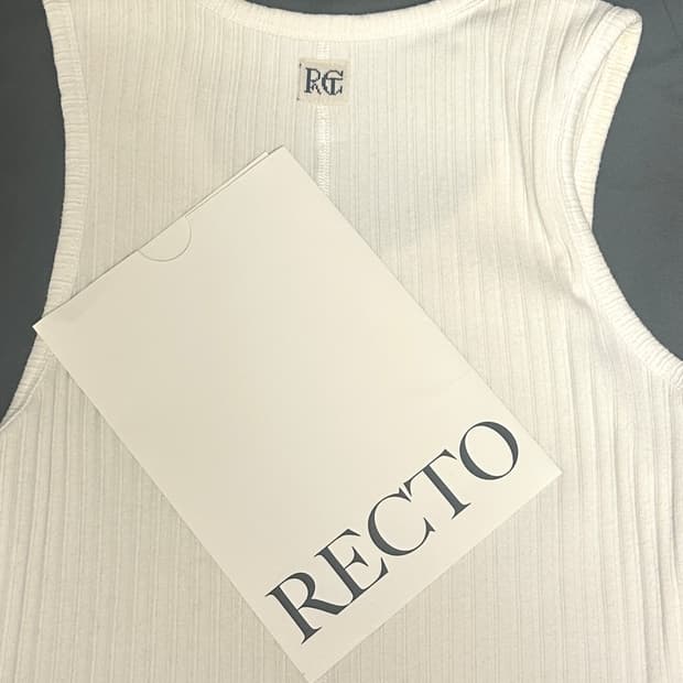 L ) 렉토 24ss 로고 탱크탑 슬리브리스 나시 오프화이트