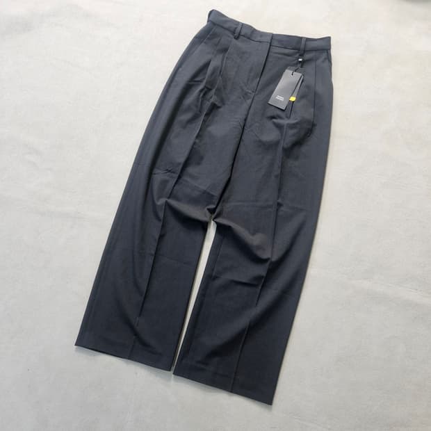 30 새상품 무신사스탠다드 와이드 슬랙스 0331Y