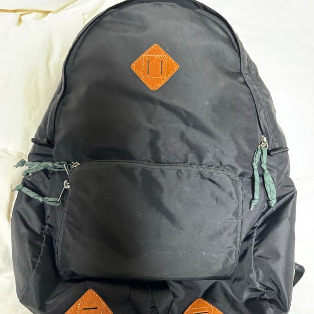 카키스 데이백 백팩