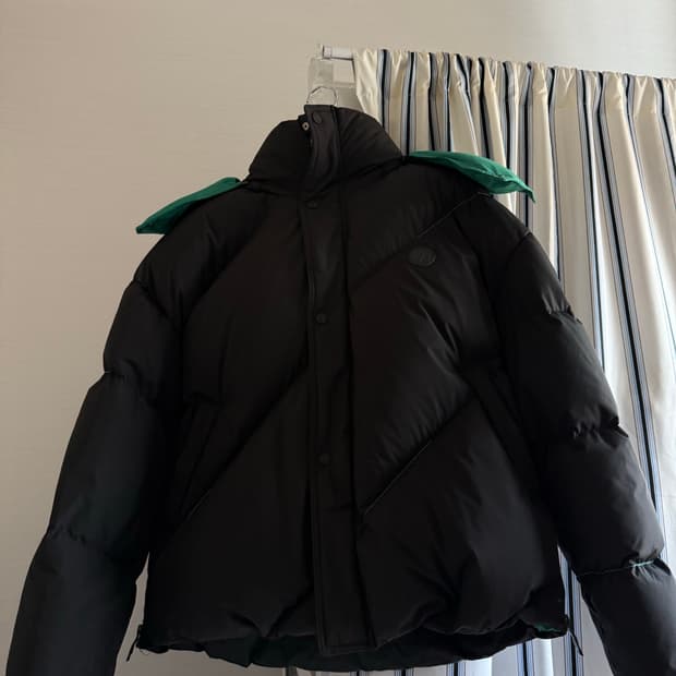 자라 X 아더에러 콜라보 패딩 S사이즈