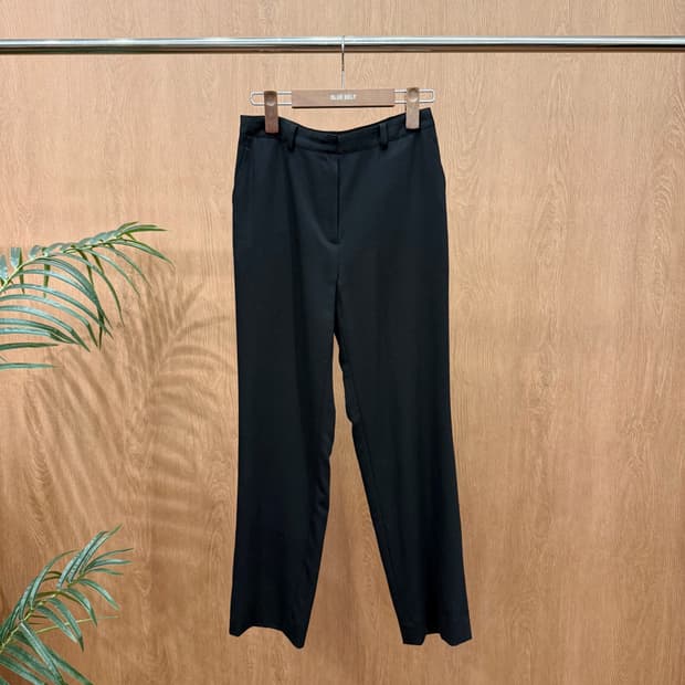 버버리 런던 울 슬랙스 정장 데일리 스트레이트 핏 클래식 블랙