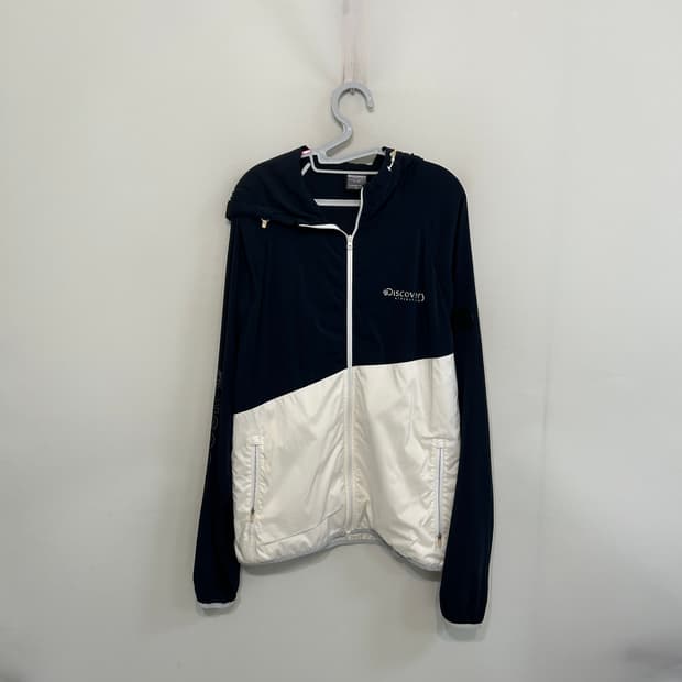 디스커버리 2020 남성 바람막이 100