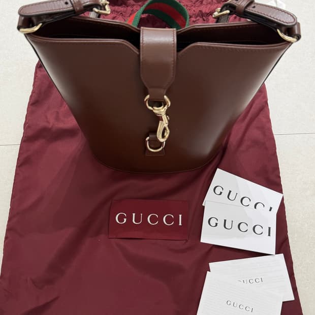 구찌 미니 버킷 숄더백