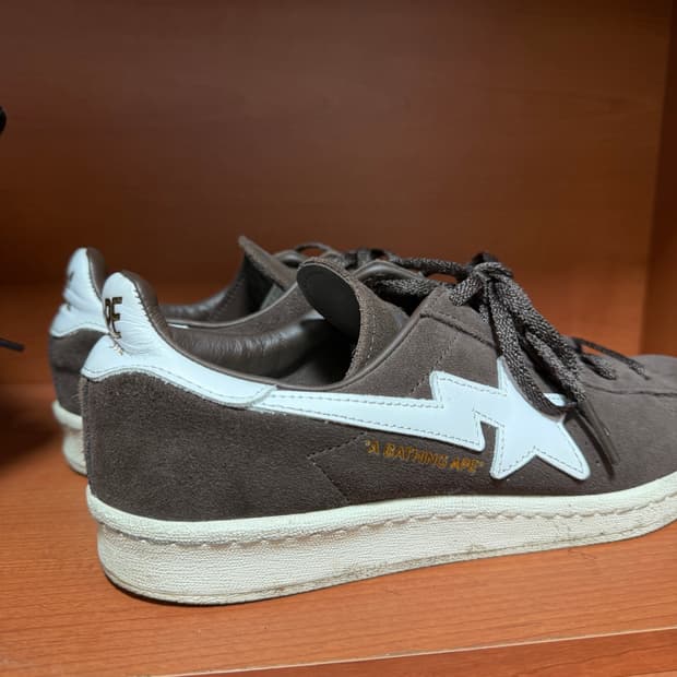 아디다스 x 베이프 캠퍼스 80s 브라운 270 사이즈