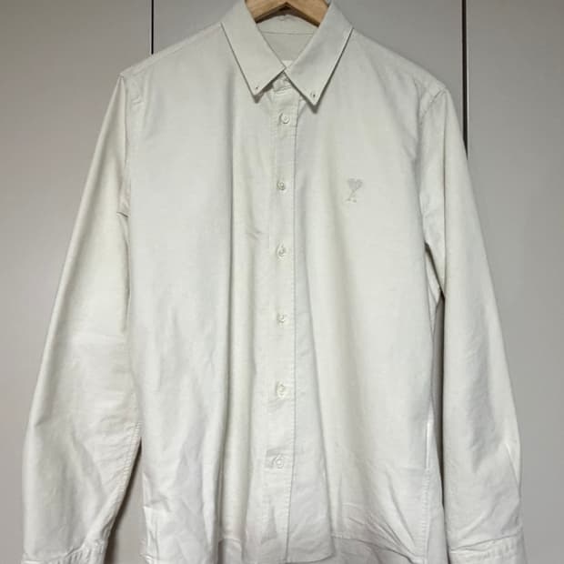 Ami Button-Down Oxford 셔츠