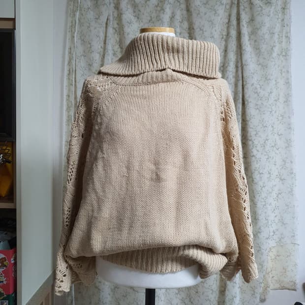 [일본빈티지] 베이지색 달천깔 터틀넥 니트 스웨터 4천원