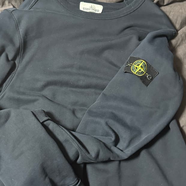 스톤 아일랜드 맨투맨 xl