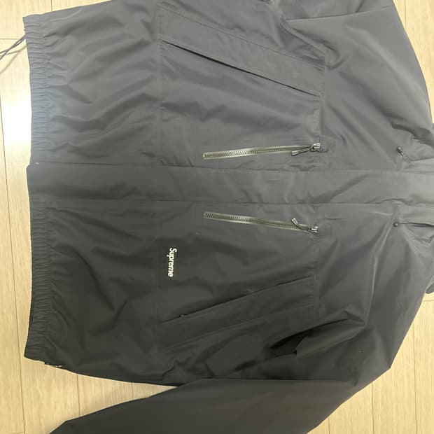 [L]슈프림 24fw 바람막이 고어텍스