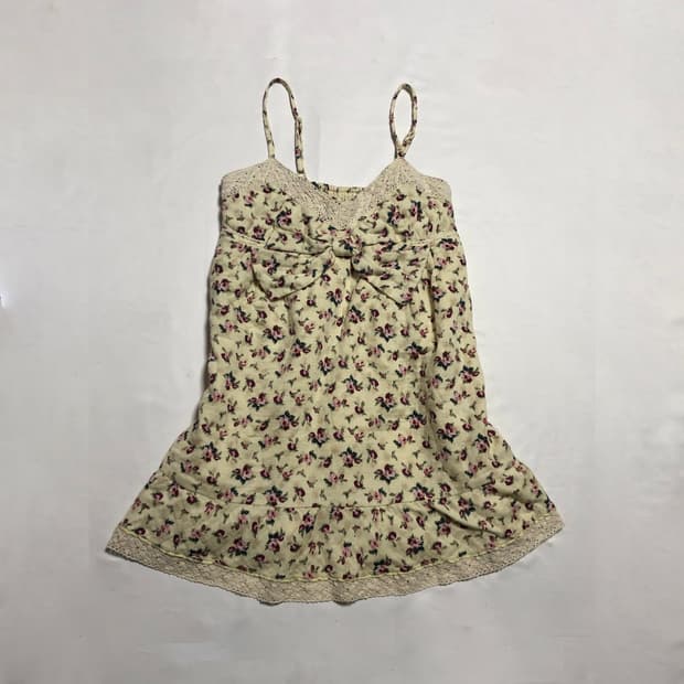 꽃무늬 리본 슬리브리스