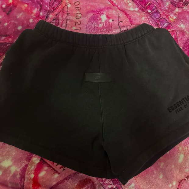 피어오브갓 에센셜 쇼츠 s