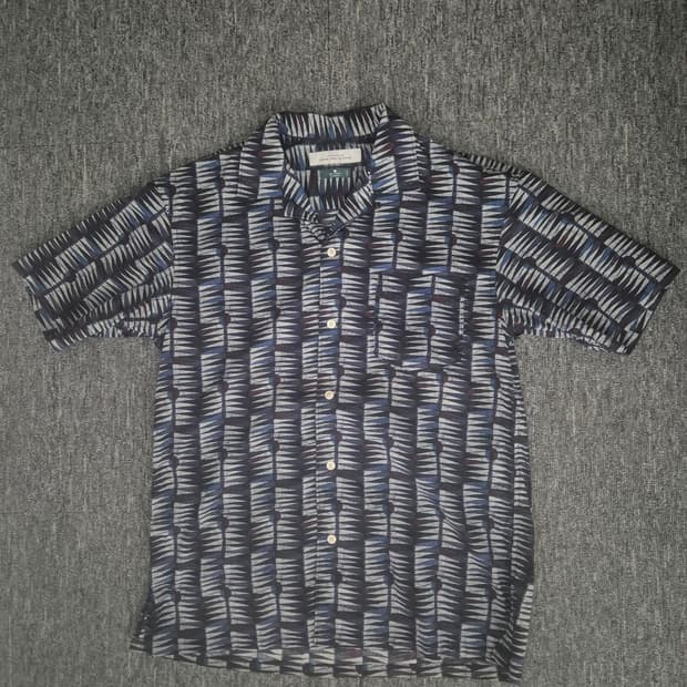United arrows 오픈 카라 셔츠