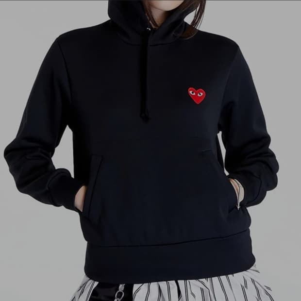 꼼데가르송 레드 와펜 후드 S _ 여성