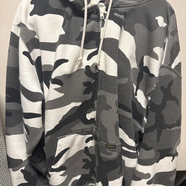 슈프림 스노우카모 후드집업