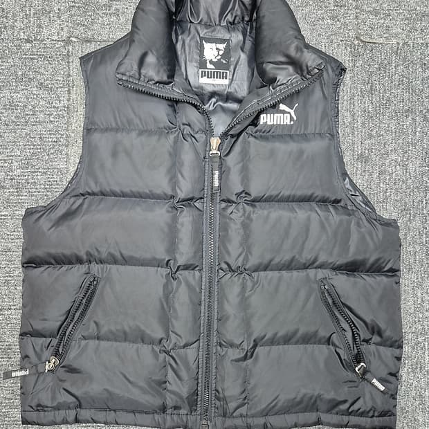 [100]<푸마>블랙 조끼패딩