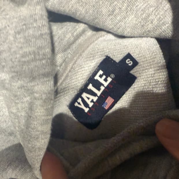 Yale 회색 후드티
