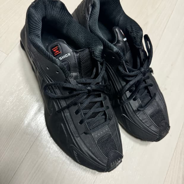 나이키 shox R4 블랙