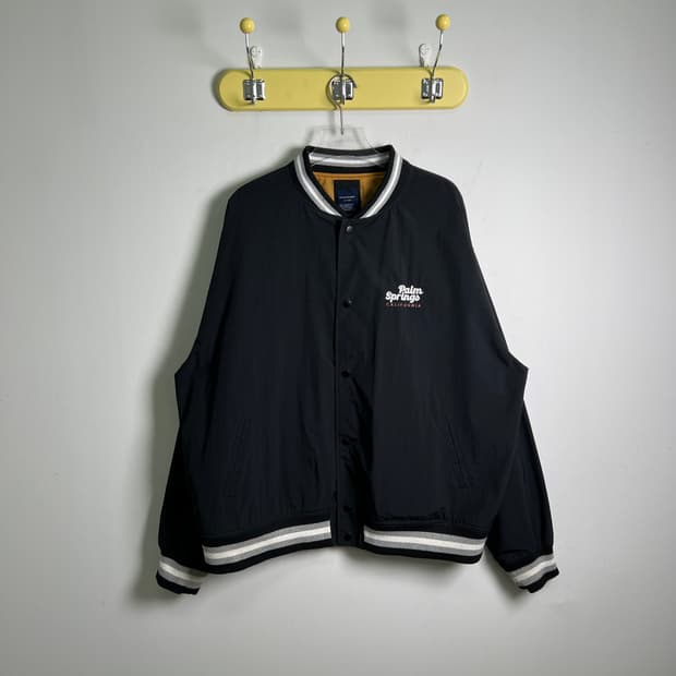 백 넘버 블랙 자수 스타디움 점퍼 XL