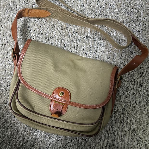 존 채프먼 영국제 크로스백