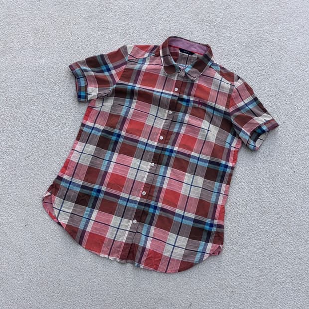 85 헤지스 체크패턴 반팔 셔츠 0420E