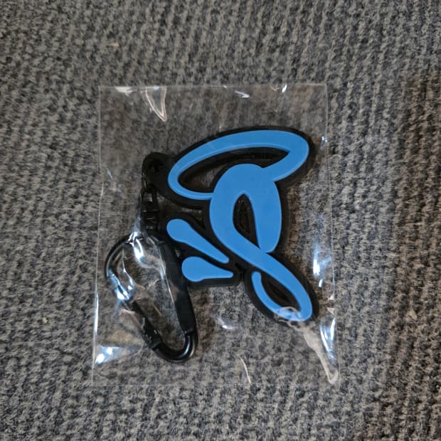 Central Cee SYNA world 시나 월드 키링 크림블루