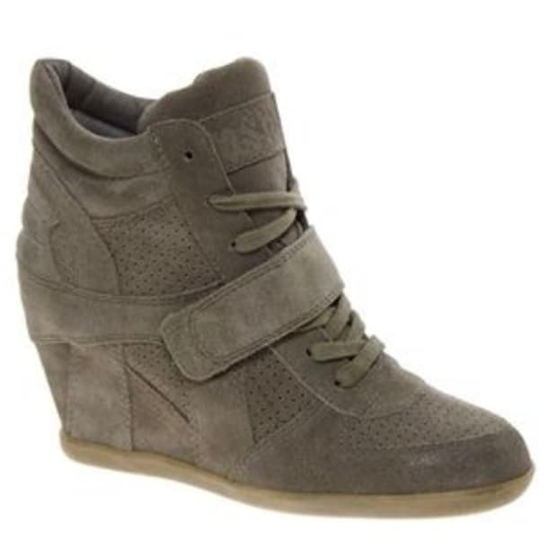 구해요)아쉬 보위 웨지힐 스니커즈