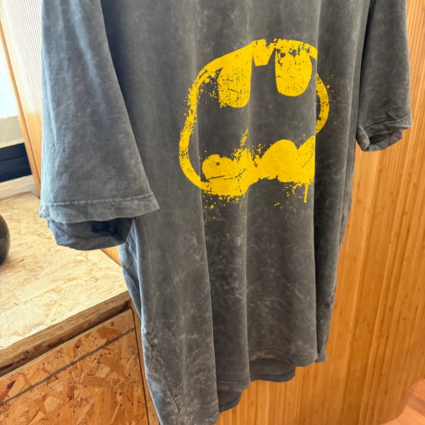 DC Comics  Batman T-shirt