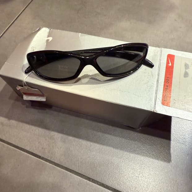 나이키 빈티지 선글라스 2002s