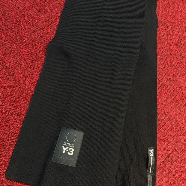 Y-3 18FW 머플러 레어아이템