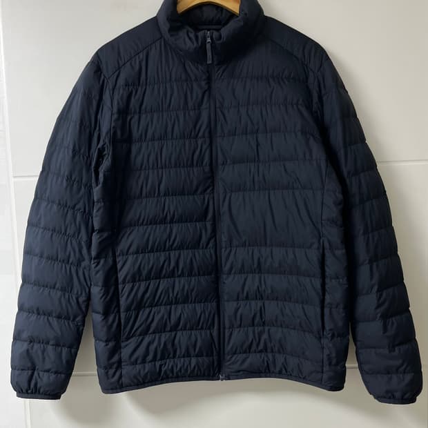 유니클로 경량 패딩