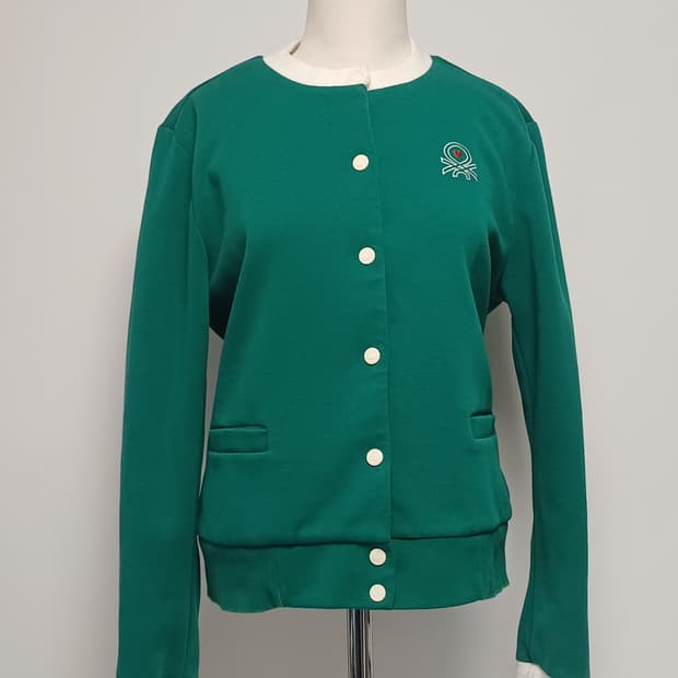베네통 배색 부클 자수 가디건 (L/100) - 켈리 그린