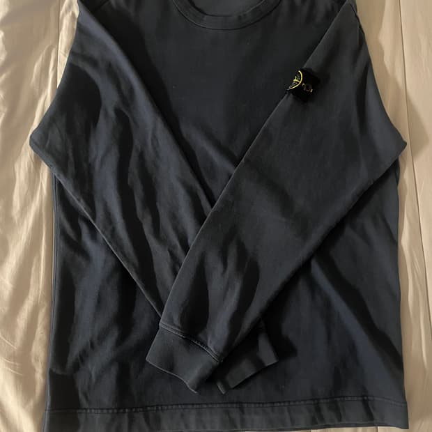 스톤아일랜드 롱슬리브 네이비(L)