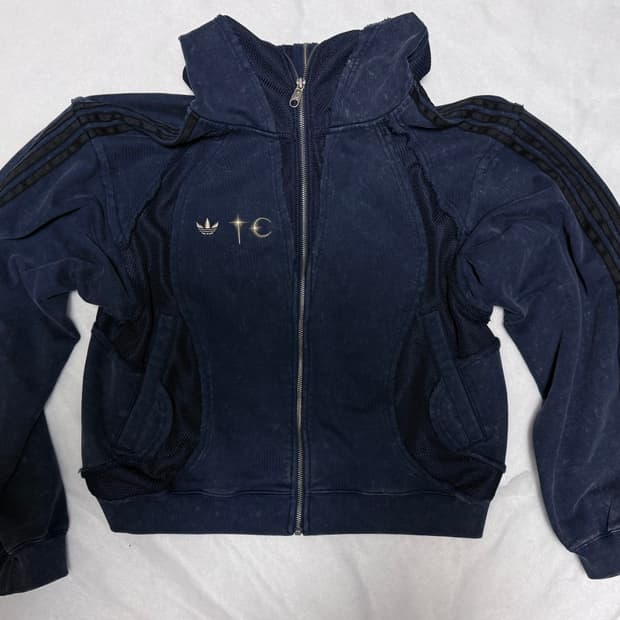 아디다스 X 떠그클럽 팀가이스트 후드집업 L