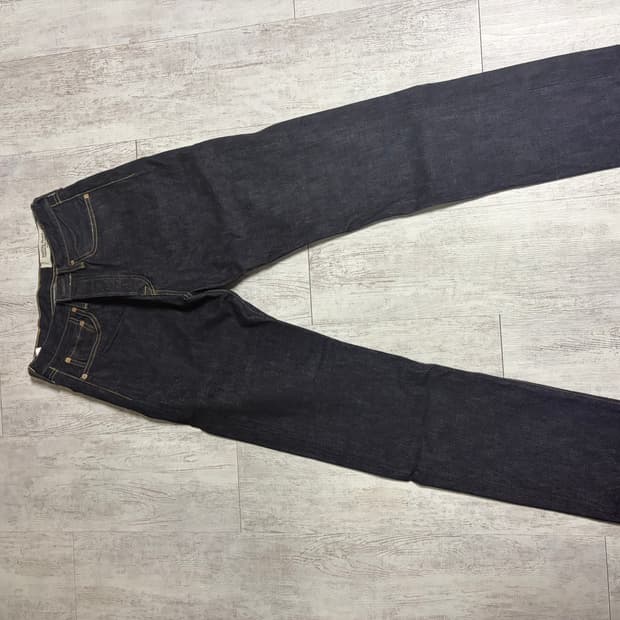 캐피탈 스트레이트 생지 데님 실버탭