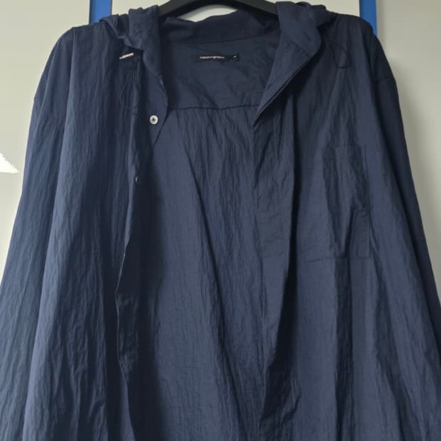 [3] 해칭룸 후드셔츠