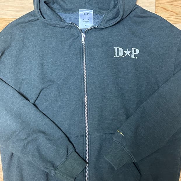 IAB STUDIO 아이앱 스튜디오 x DP 후드집업