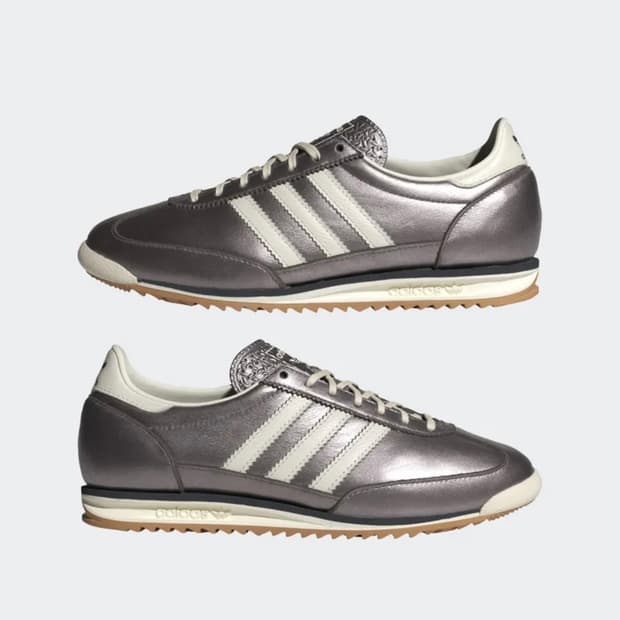 아디다스 글로우 골드 스니커즈 JH6364 / 230