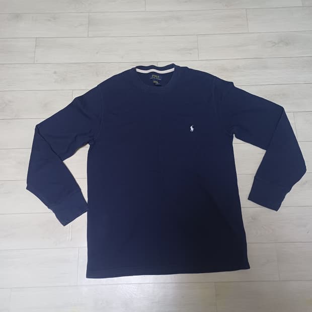 폴로 긴팔티