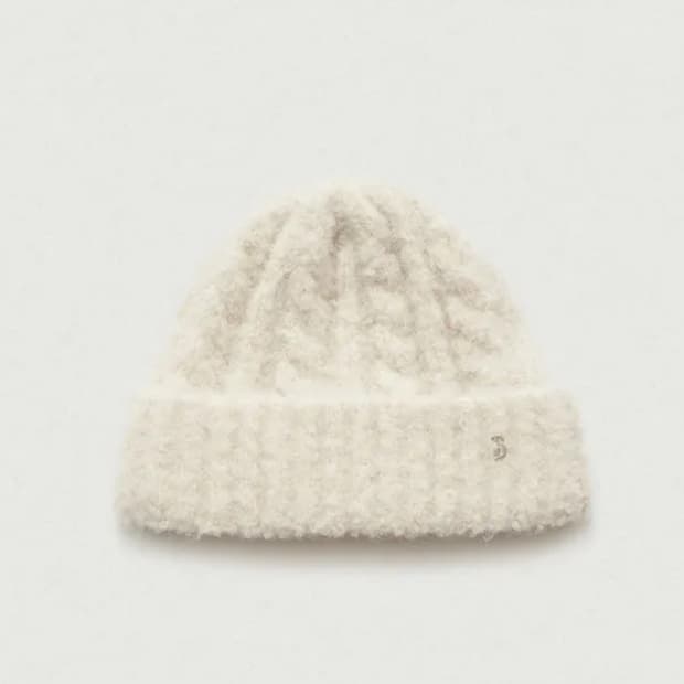 더바넷 부클 케이블 비니 아이보리