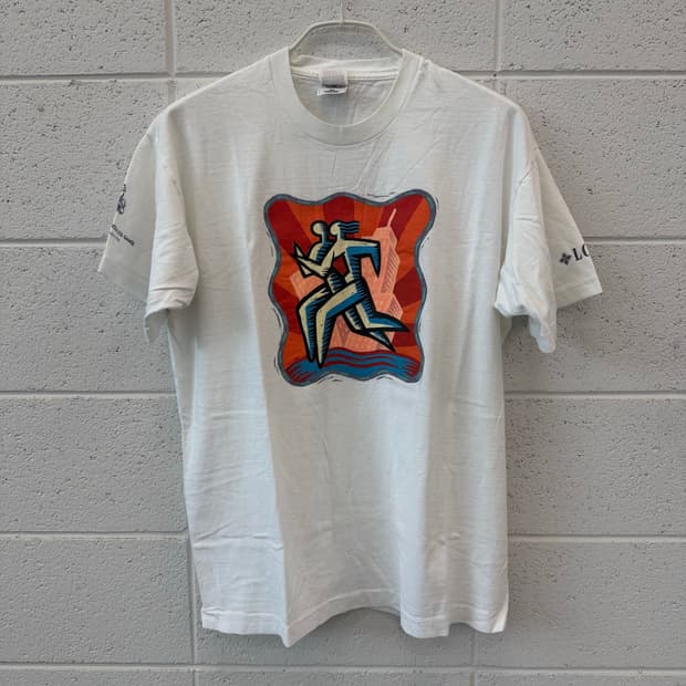 90s Vintage Fruit Of The Loom Tshirt