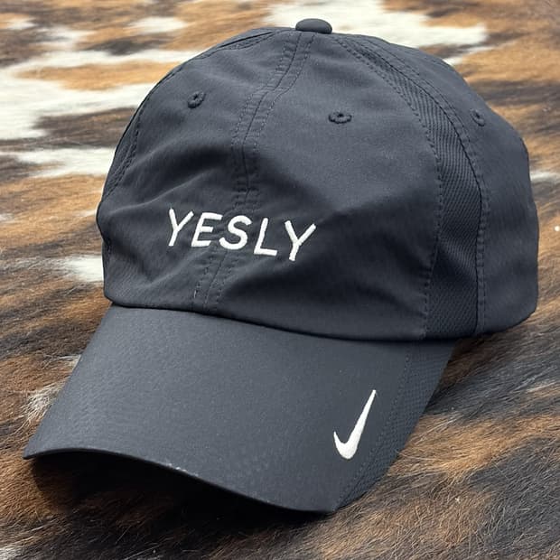 나이키 헤리티지86 드라이핏 검정 볼캡 ‘Yesly’