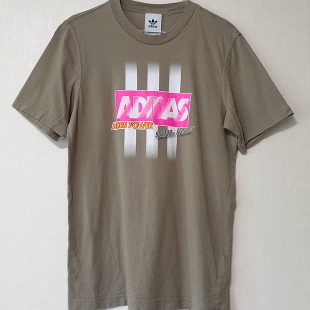 아디다스 반팔티 95사이즈